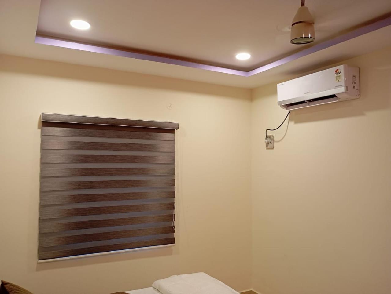 Aadya Inn New Luxury Hotel Tirupati Exteriér fotografie