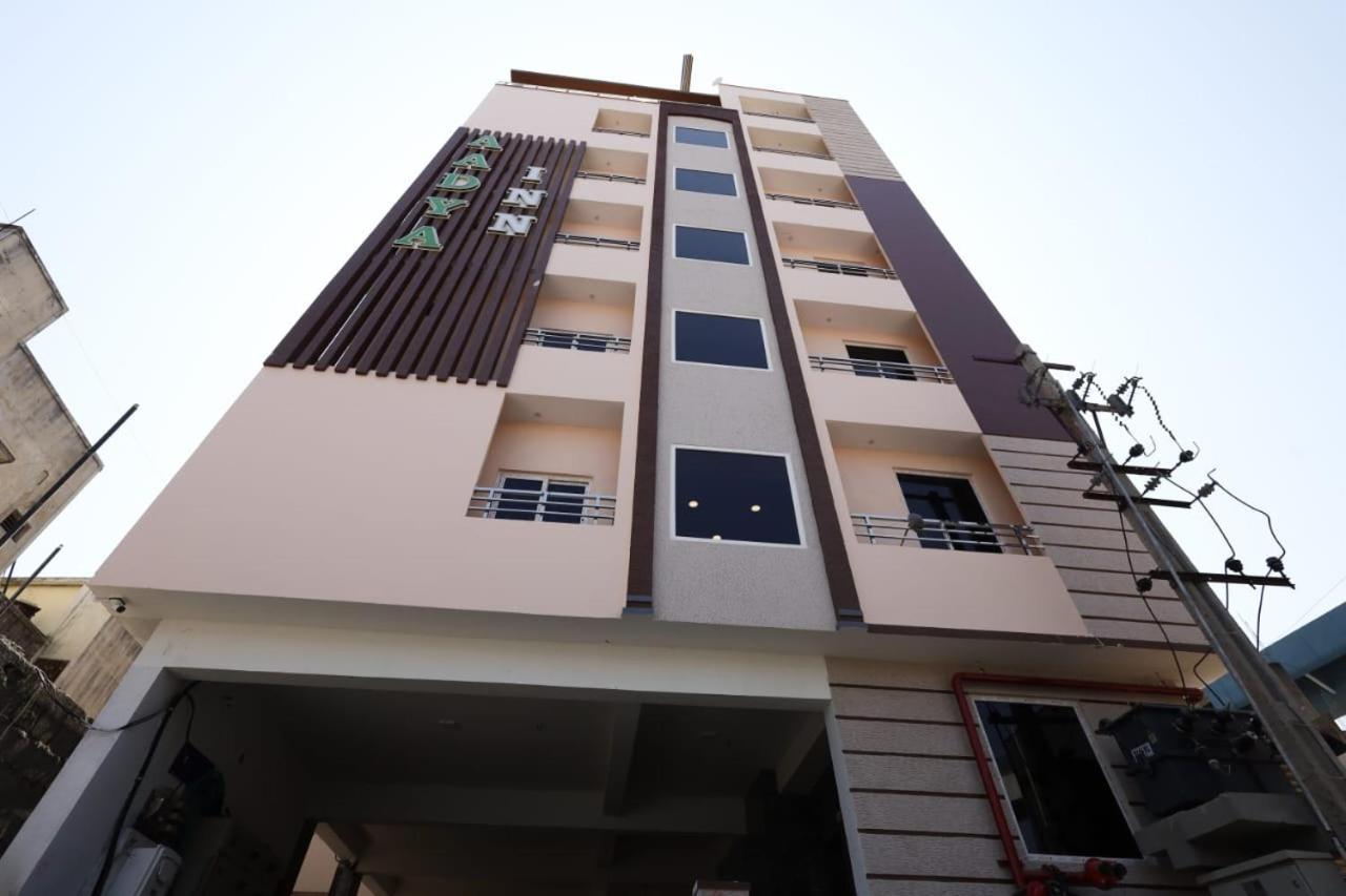 Aadya Inn New Luxury Hotel Tirupati Exteriér fotografie